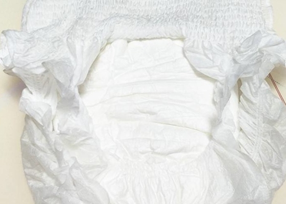 comprare Tessuto molle eccellente di SSS pp Spunbond non per i materiali dei pannolini riciclabili online manufacture